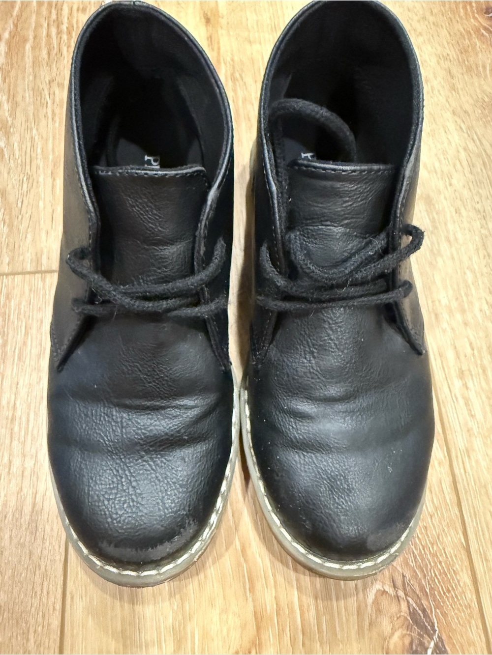 Boys’s Black Leather Chukka Boots